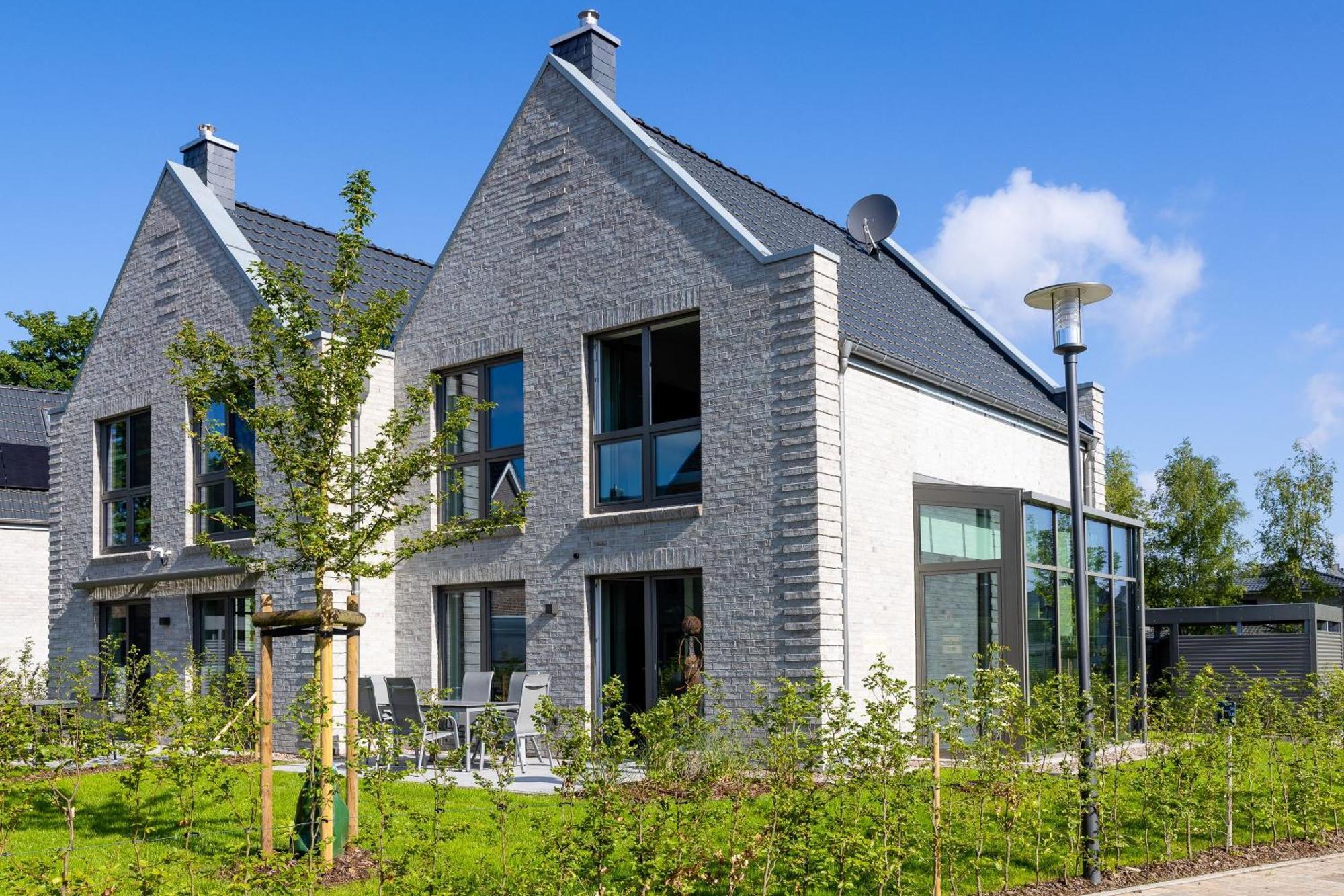 Ferienhaus Liegeplatz ダンガスト エクステリア 写真